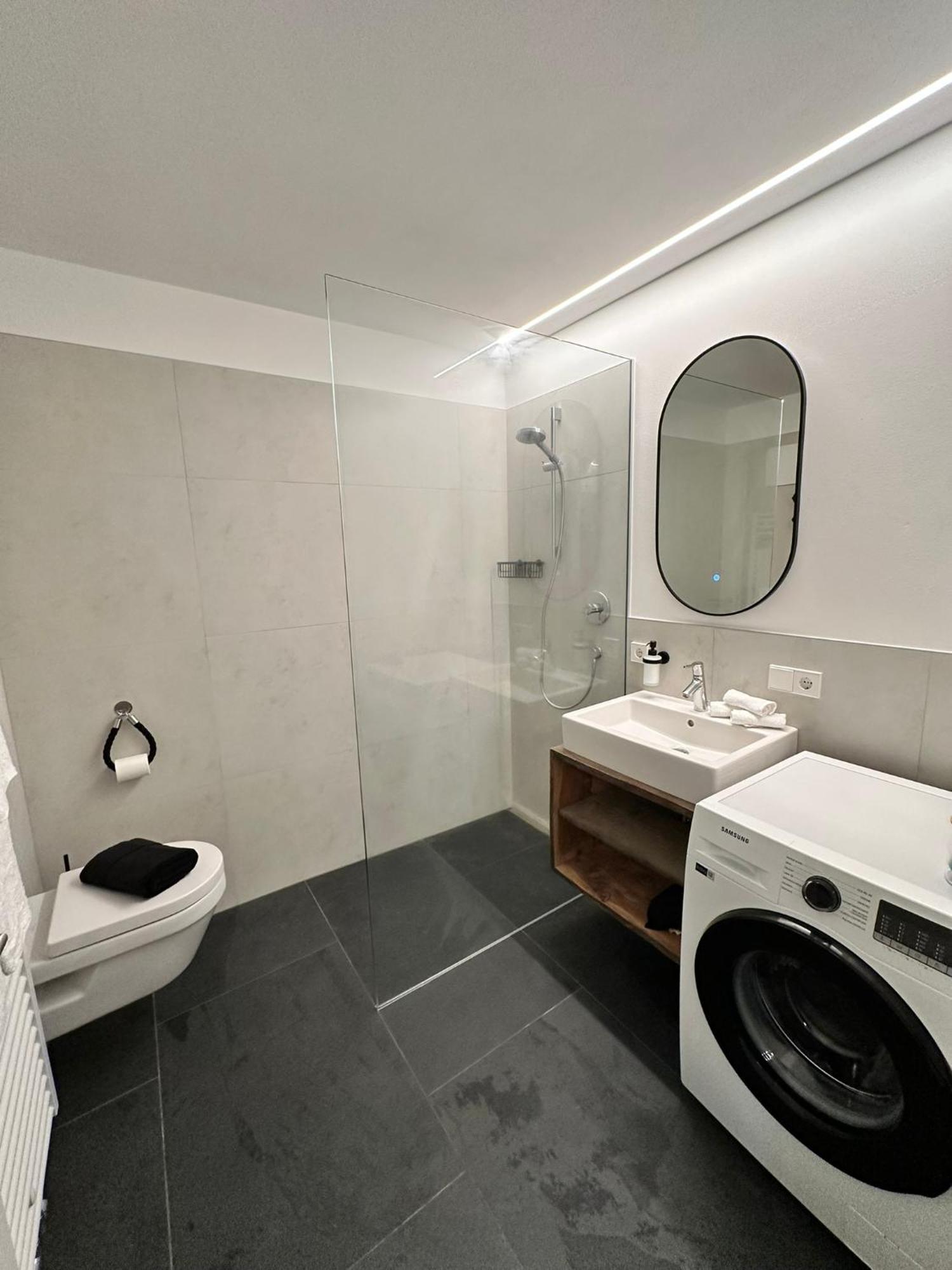 Venostis Apartment ปราโตอาโลสเตลวิโอ ภายนอก รูปภาพ